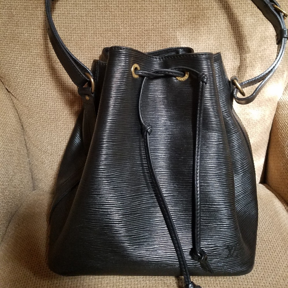 Louis Vuitton Epi Petite Noe